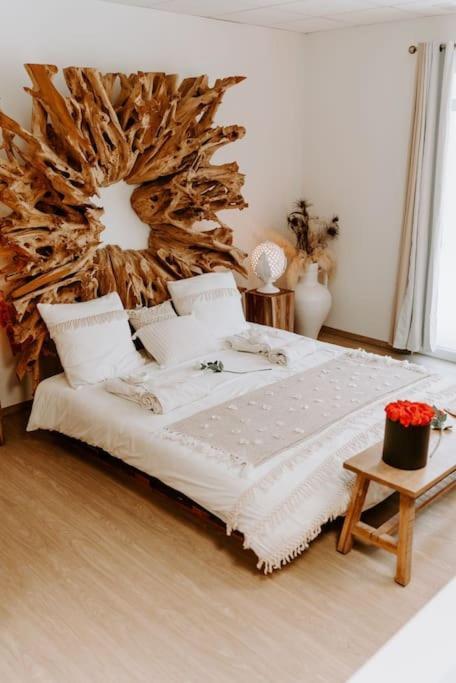 Suite De Charme Avec Jacuzzi Et Cabine Infrarouge Tubize Exterior photo